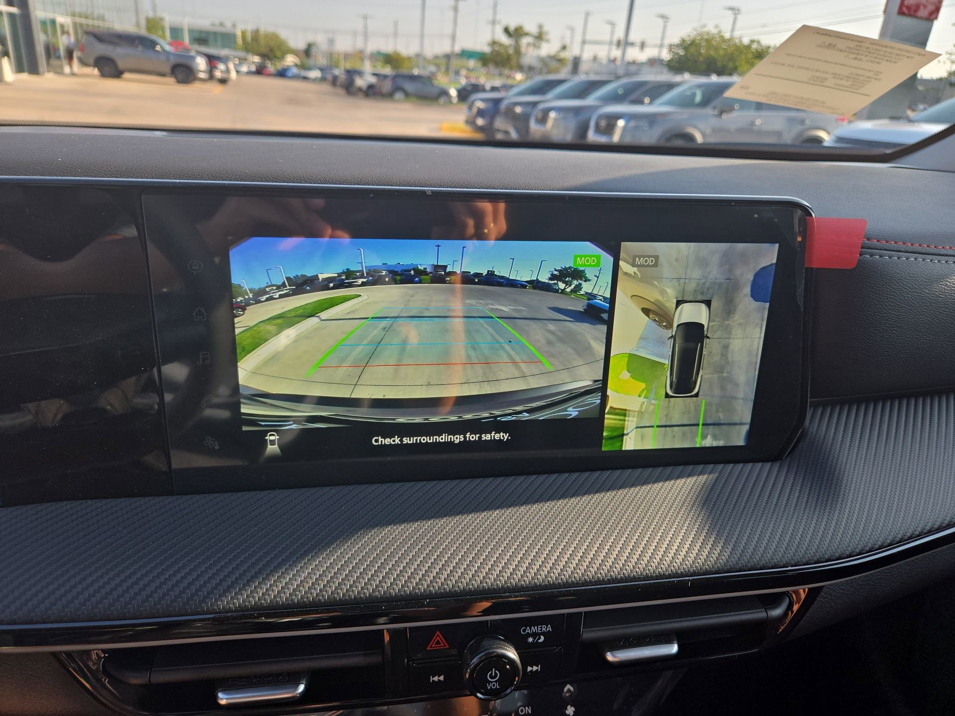 New 2025 Nissan Kicks SR FWD image 21