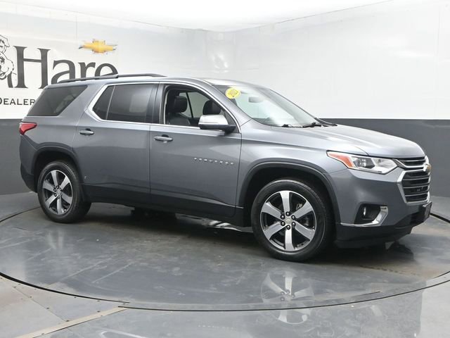 Used 2021 Chevrolet Traverse LT w/ LT Premium Package image 6