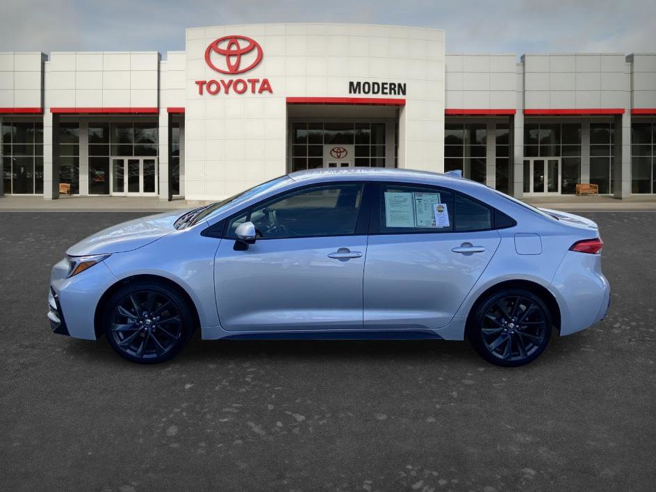 Used 2025 Toyota Corolla SE image 7