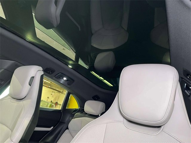 Certified 2022 Porsche Taycan 4S image 19