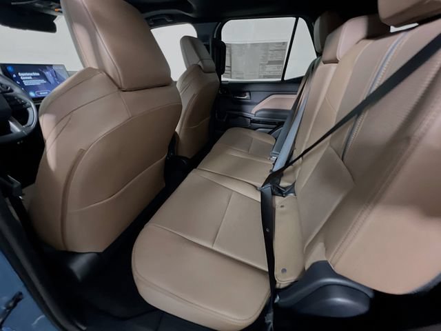 New 2026 Toyota 4Runner Limited AWD/4WD image 26