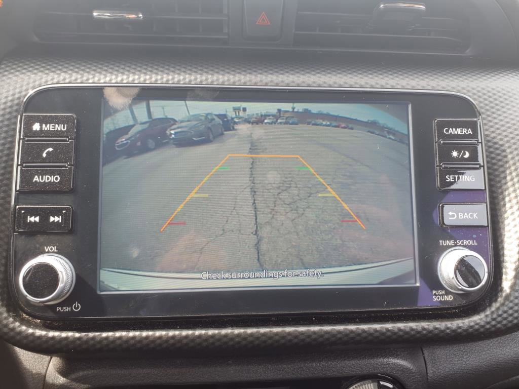 Used 2022 Nissan Kicks SV w/ Interior Electronics Package FWD image 16