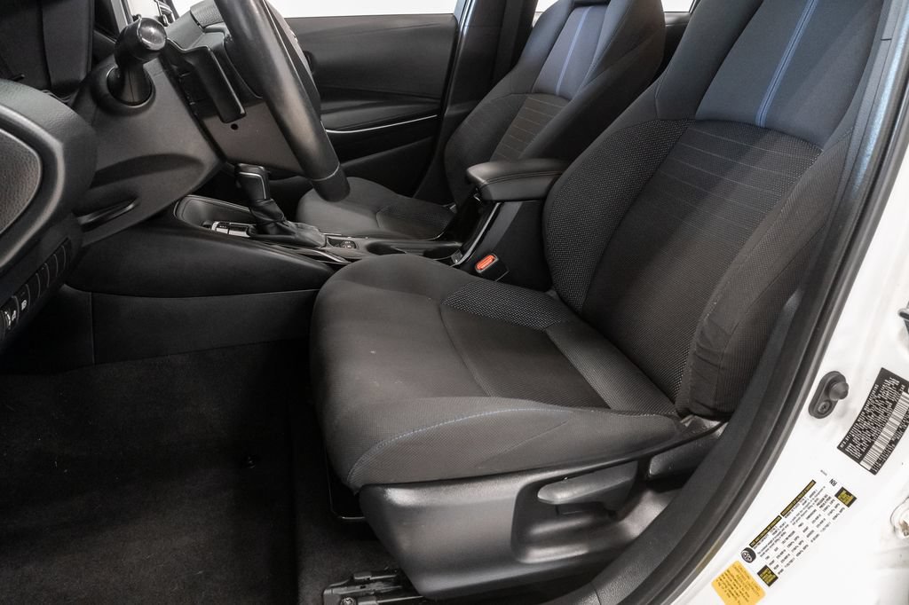Used 2020 Toyota Corolla SE w/ SE Premium Package FWD image 10