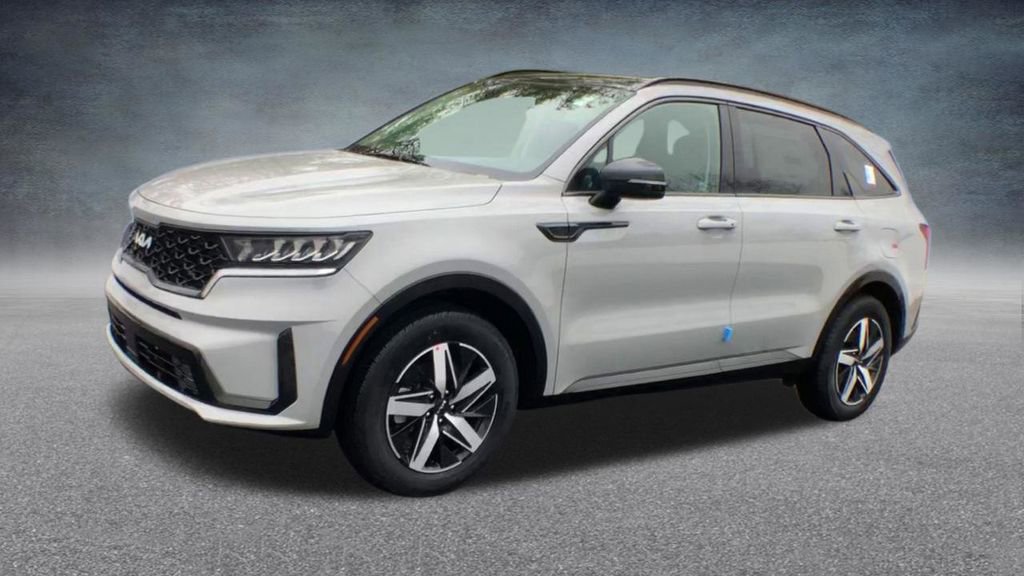 Used 2022 Kia Sorento EX w/ Panoramic Sunroof Package image 8