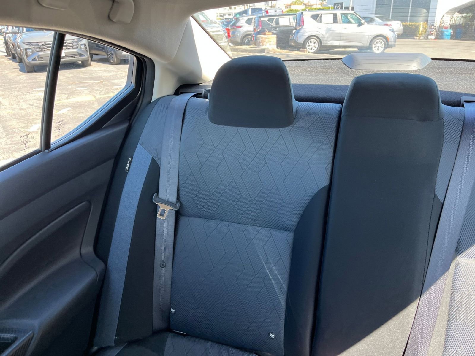 Used 2025 Nissan Versa SV FWD image 39