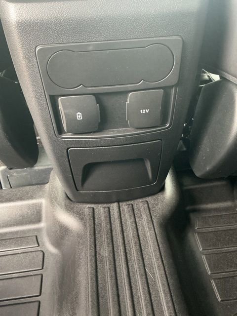 Used 2023 Ford Explorer XLT w/ Equipment Group 202A image 17