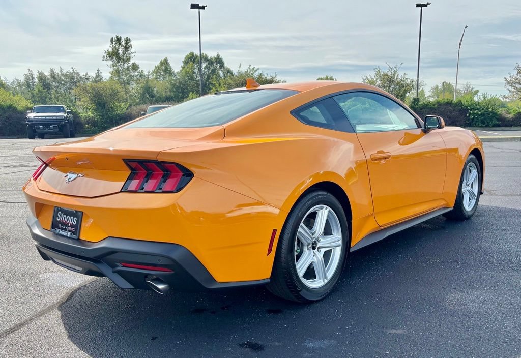 Used 2026 Ford Mustang Coupe RWD image 8
