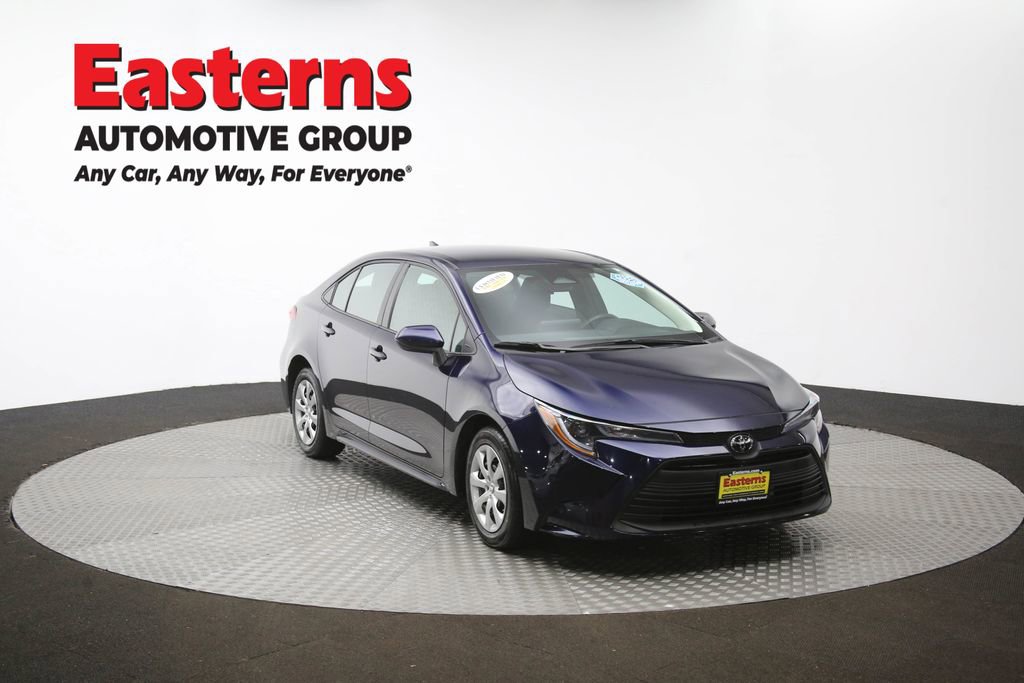 Used 2025 Toyota Corolla LE image 49