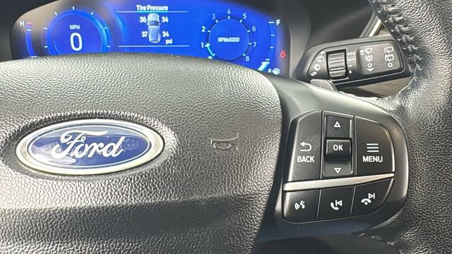 Used 2020 Ford Escape Titanium image 24