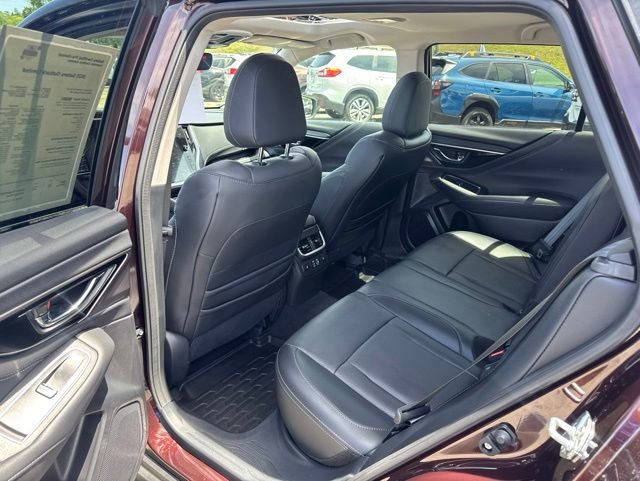 Certified 2025 Subaru Outback Limited AWD/4WD image 14