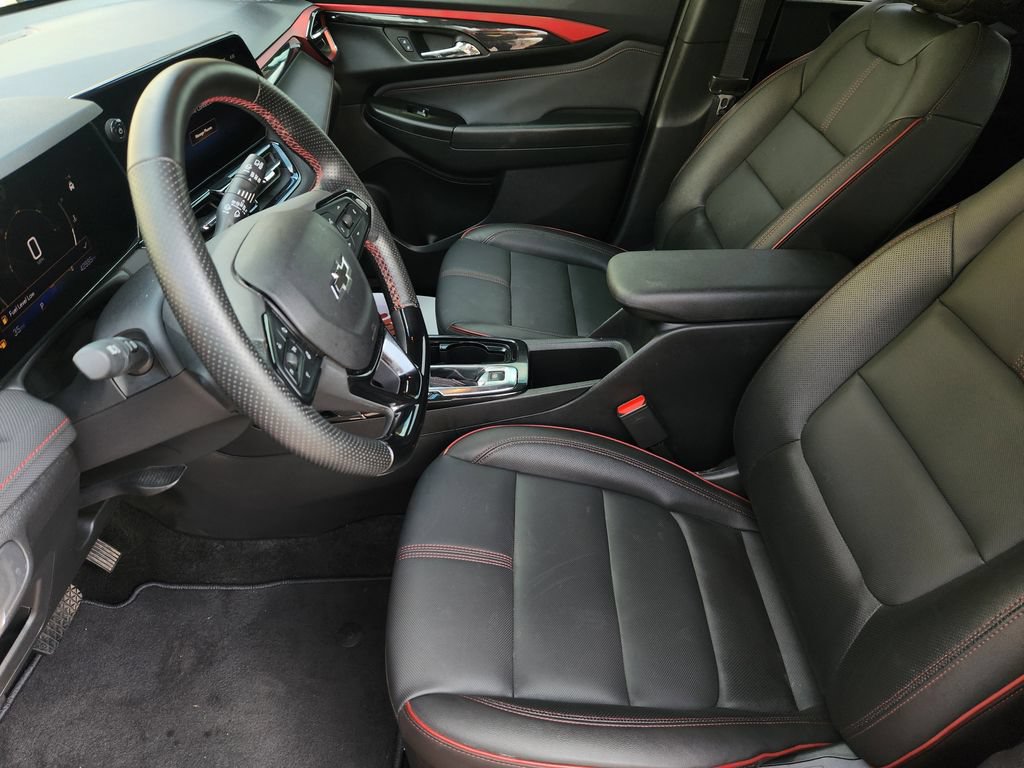 Used 2025 Chevrolet TrailBlazer RS w/ Convenience Package FWD image 9
