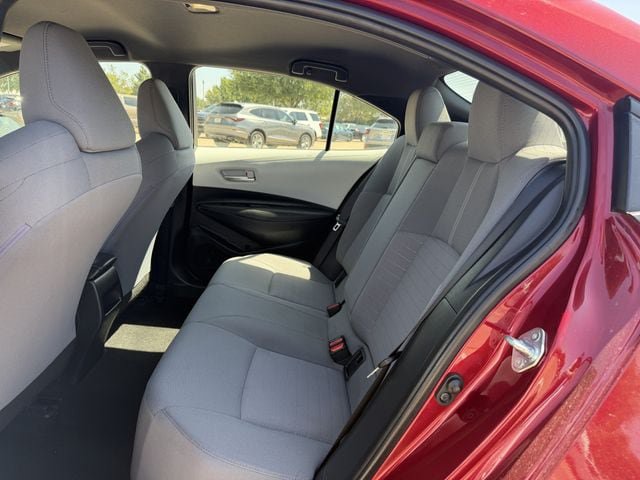 Used 2022 Toyota Corolla SE w/ Carpet Mat Package (TMS) FWD image 25