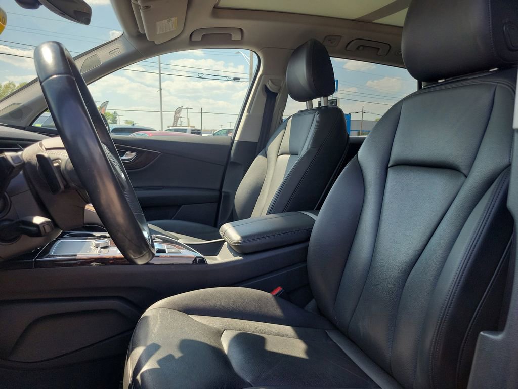 Used 2017 Audi Q7 3.0T Premium Plus AWD/4WD image 19