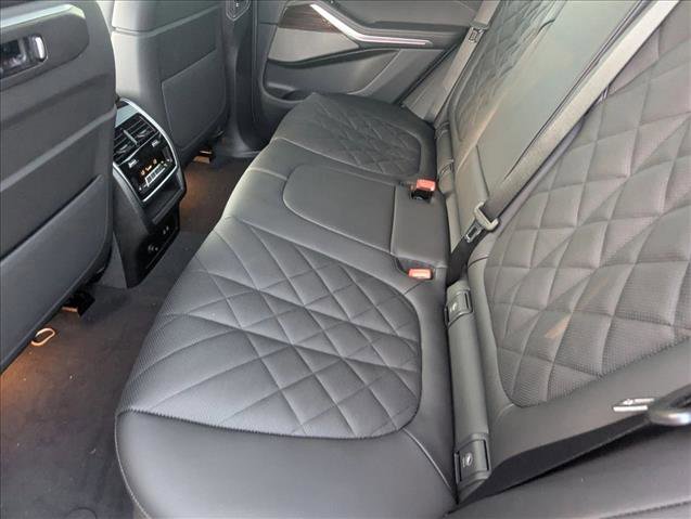 New 2026 BMW X5 sDrive40i image 15