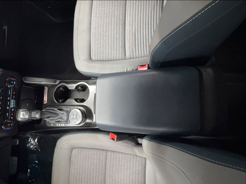 Used 2022 Ford Bronco Outer Banks AWD/4WD image 34