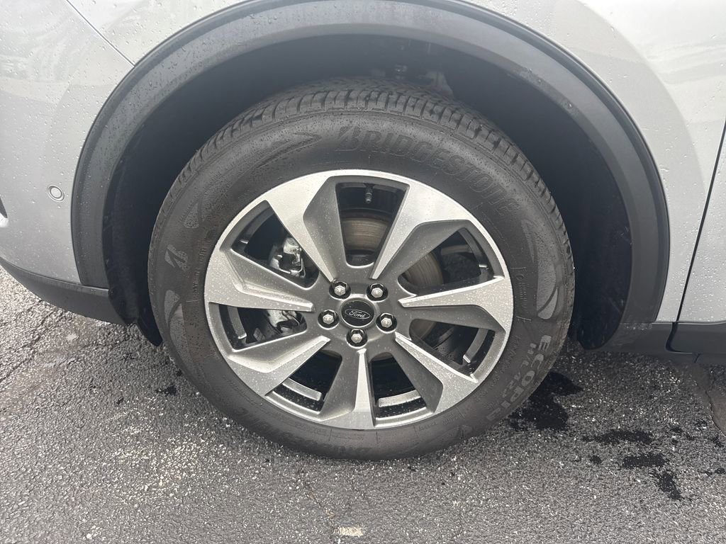 Used 2024 Ford Escape Platinum w/ Premium Technology Package image 14