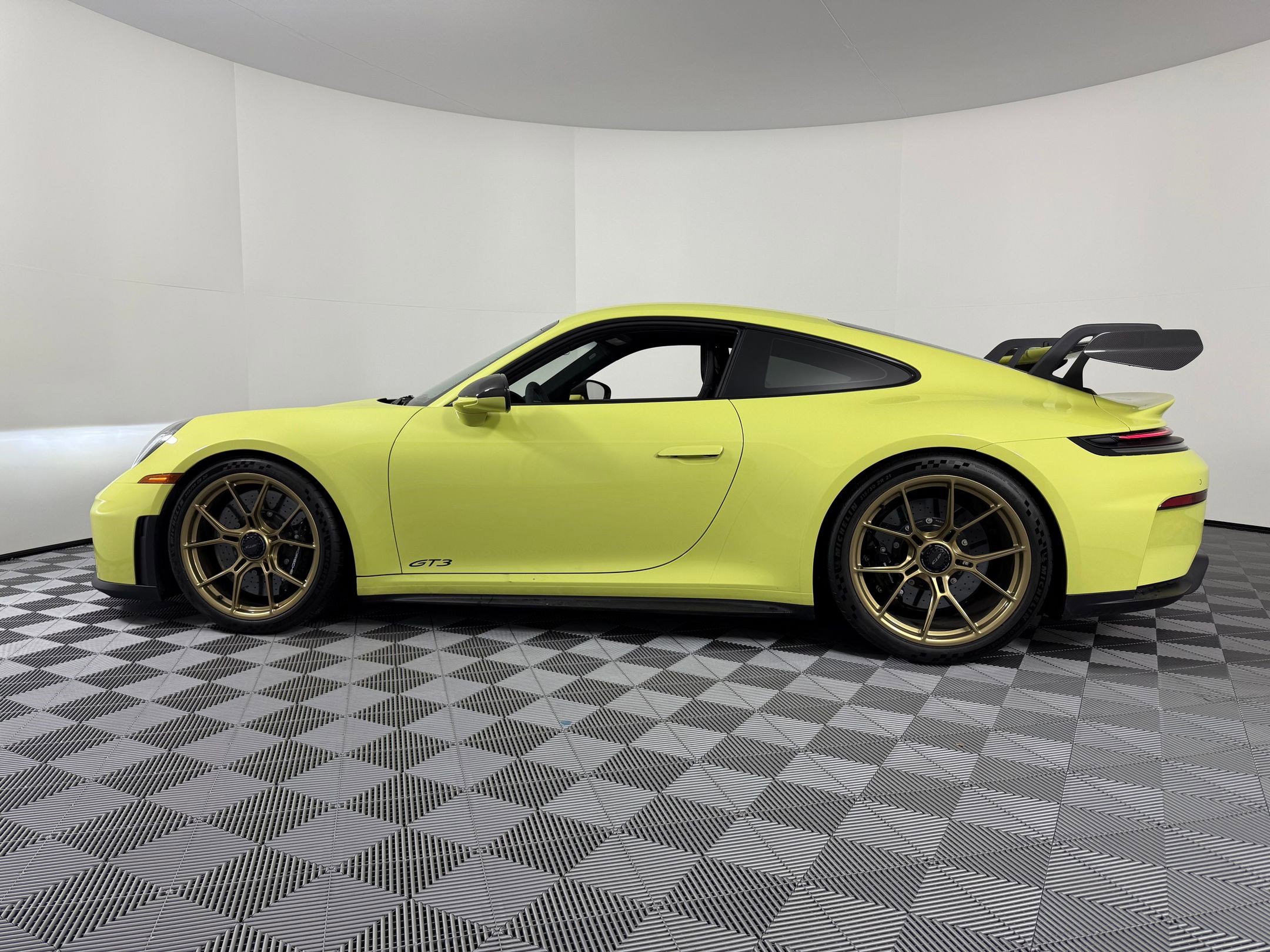 Used 2026 Porsche 911 GT3 image 2