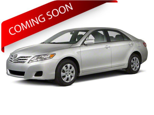 Used 2010 Toyota Camry XLE FWD image 1