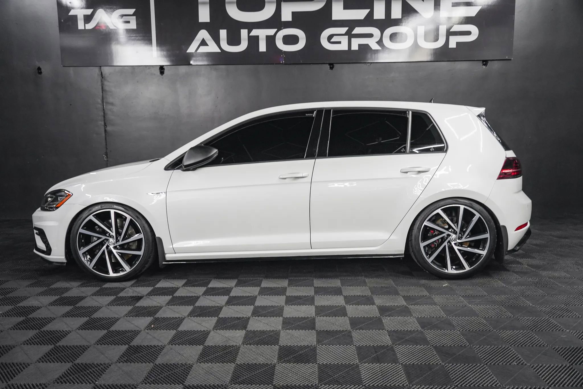 Used 2019 Volkswagen Golf 4-Door image 30