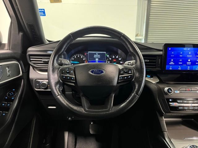 Used 2020 Ford Explorer XLT image 21
