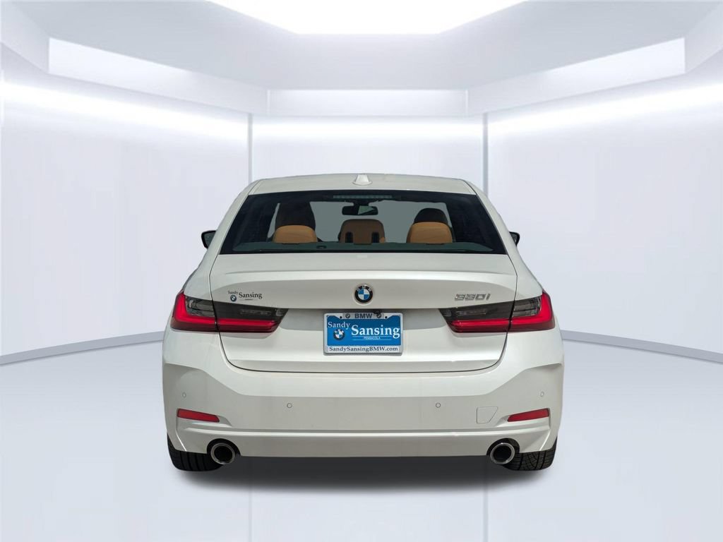 Used 2023 BMW 330i Sedan w/ Premium Package RWD image 5