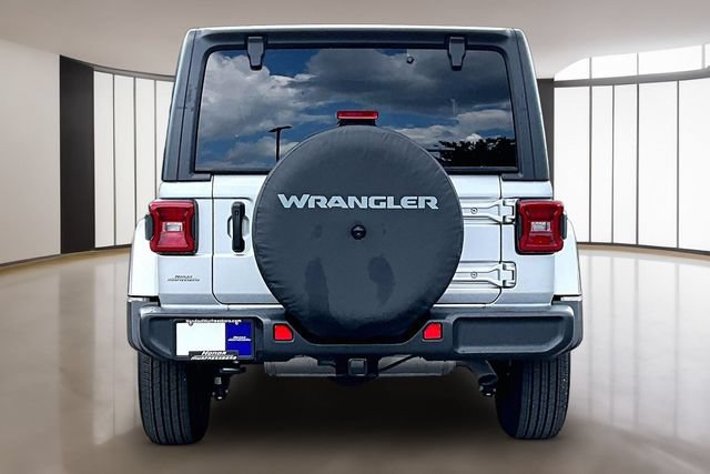 Used 2023 Jeep Wrangler Sport AWD/4WD image 5