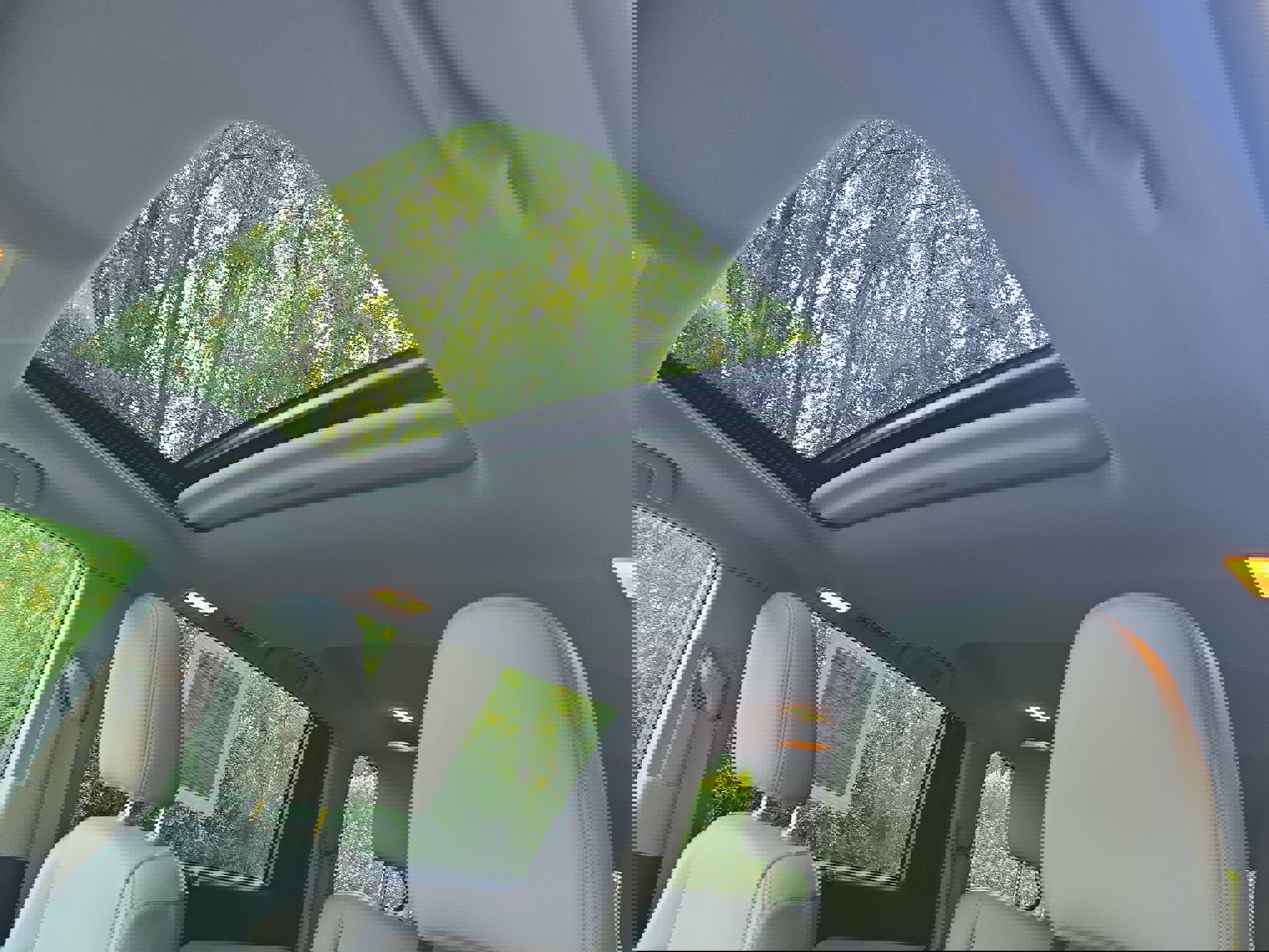 Used 2019 Toyota Highlander XLE FWD image 29