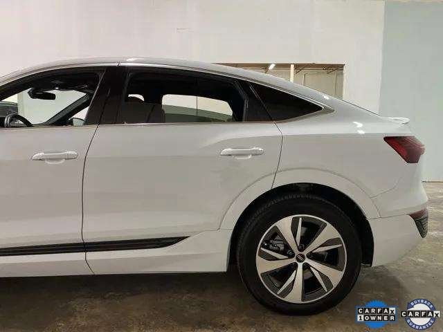 Used 2024 Audi Q8 e-tron Premium image 95