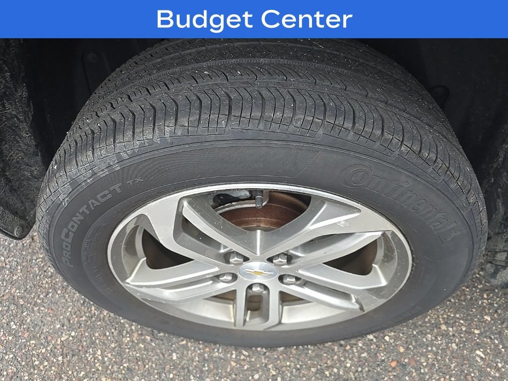 Used 2017 Chevrolet Equinox Premier w/ Enhanced Convenience Package FWD image 34