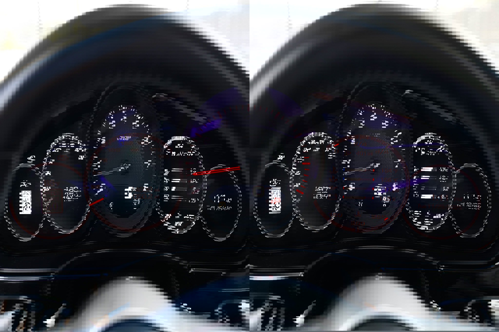 Used 2020 Porsche Panamera image 34