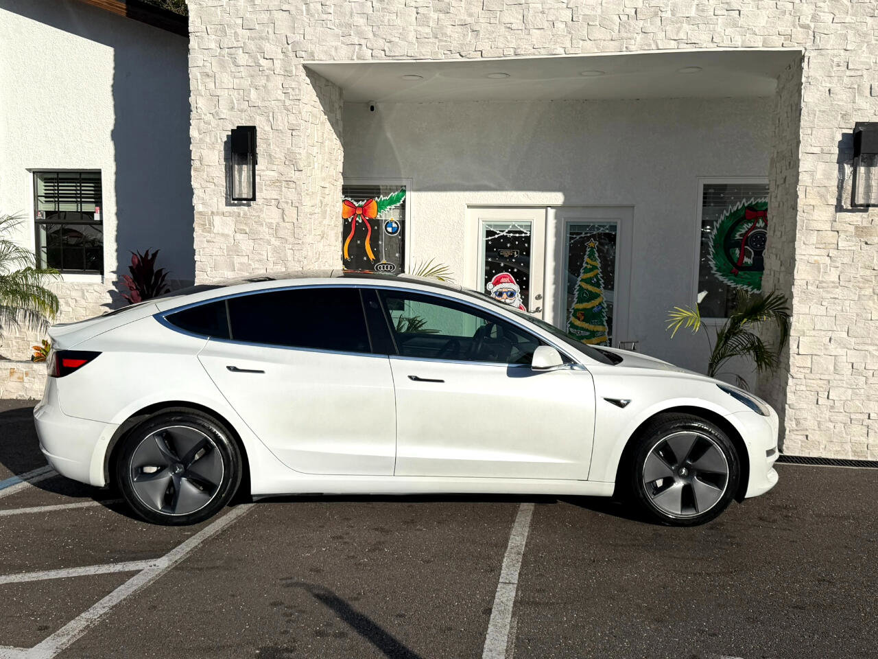 Used 2020 Tesla Model 3 Long Range image 16