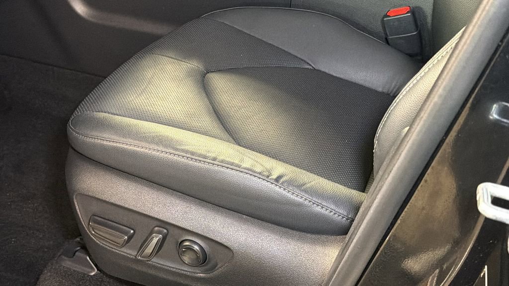 Used 2024 Toyota Grand Highlander AWD Hybrid image 24