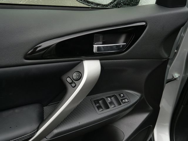 Used 2025 Mitsubishi Eclipse Cross SE AWD/4WD image 15