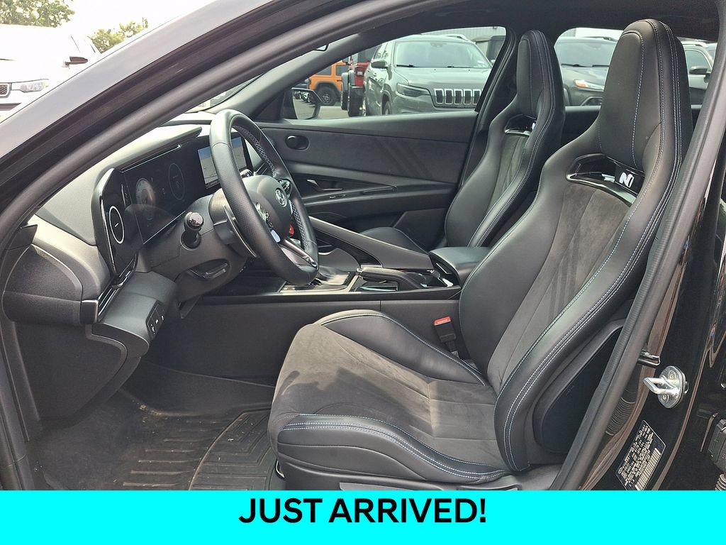 Used 2022 Hyundai Elantra N FWD image 12