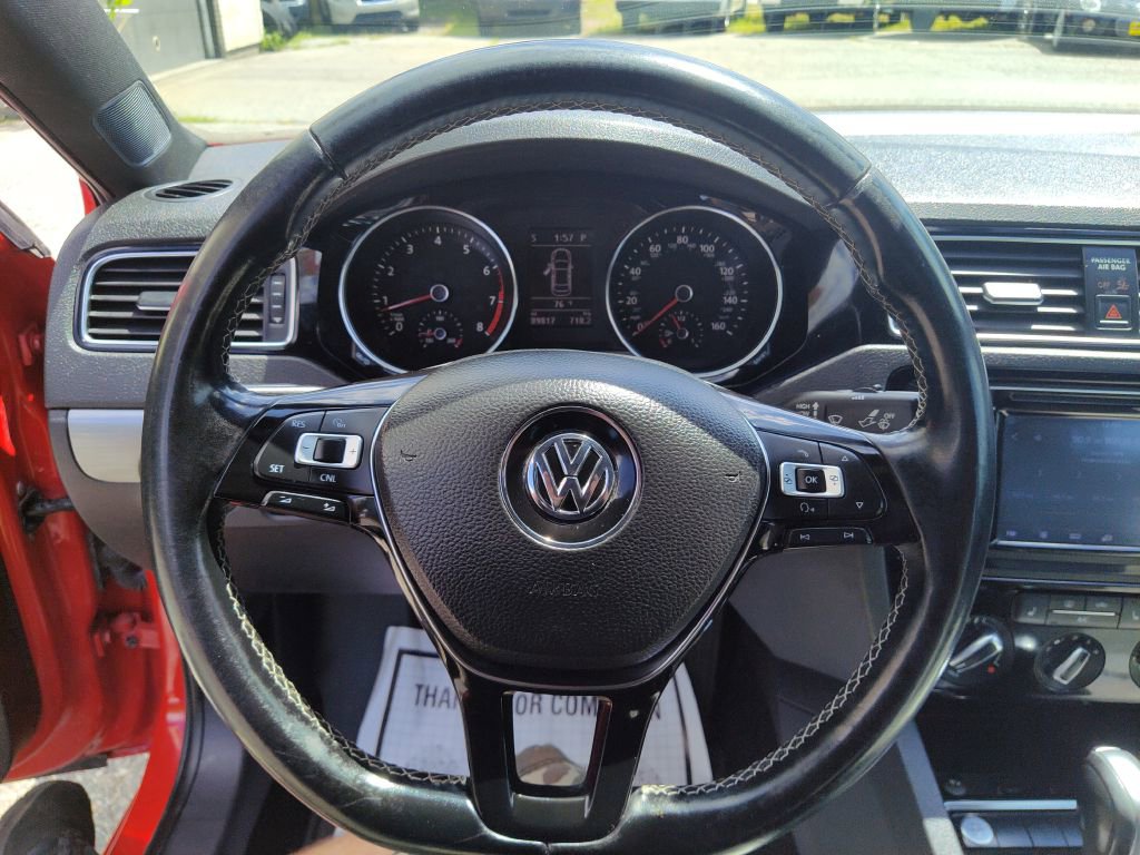 Used 2016 Volkswagen Jetta Sport w/ Lighting Package image 29