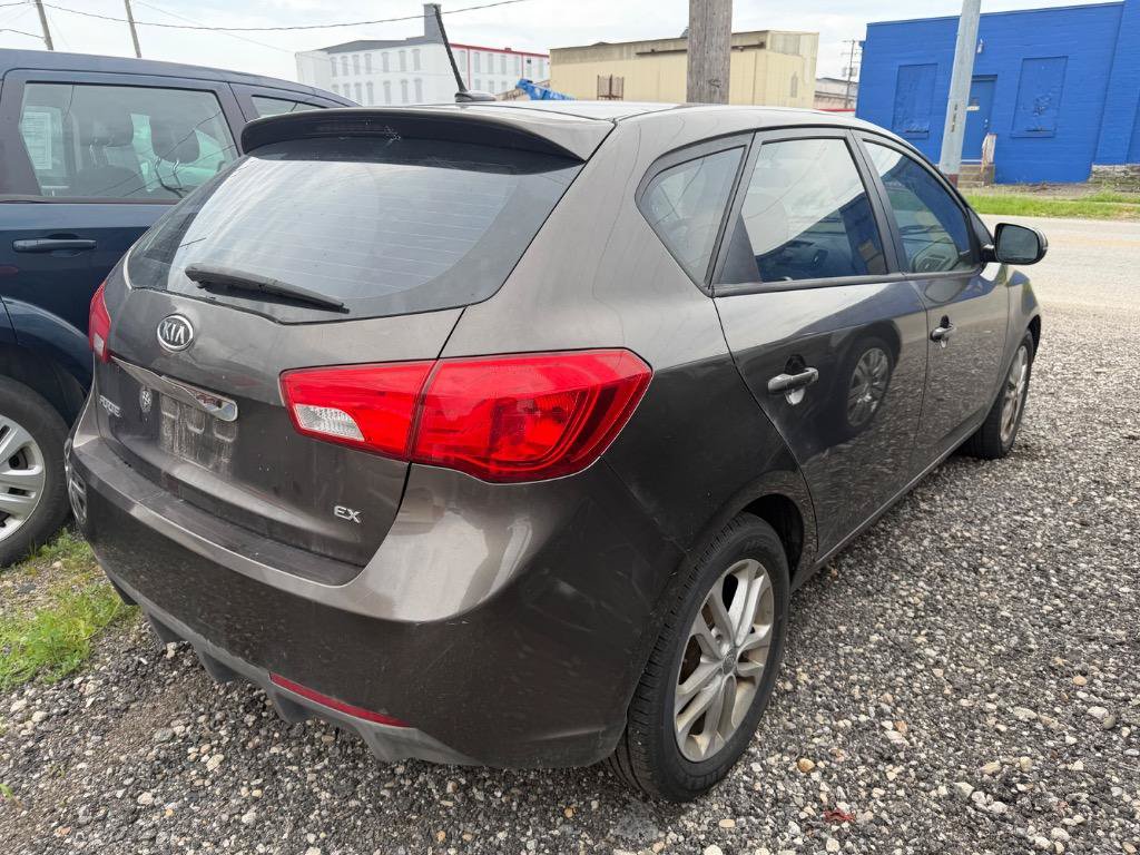 Used 2011 Kia Forte EX FWD image 7