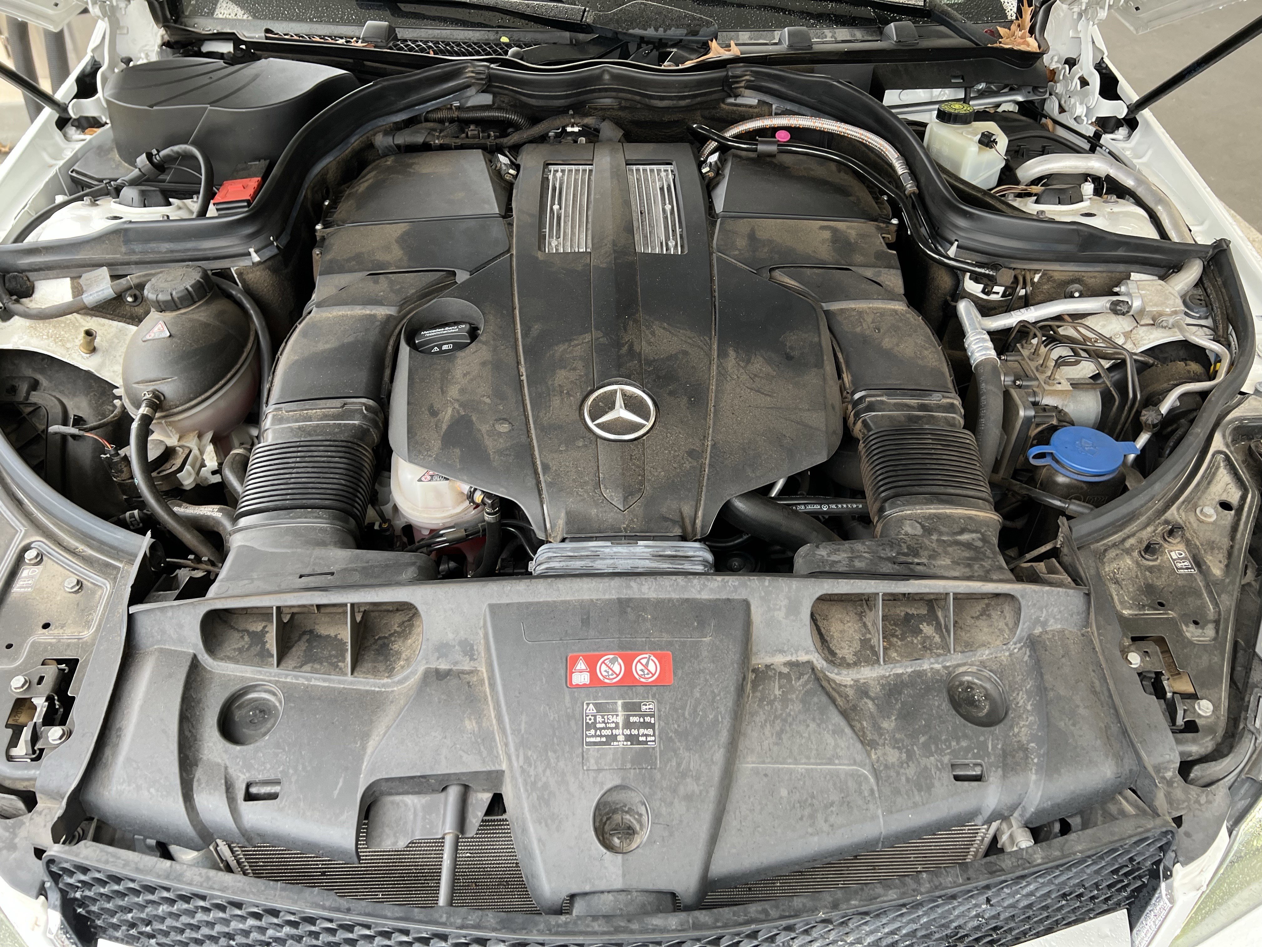 Used 2017 Mercedes-Benz E 400 4MATIC Coupe image 36