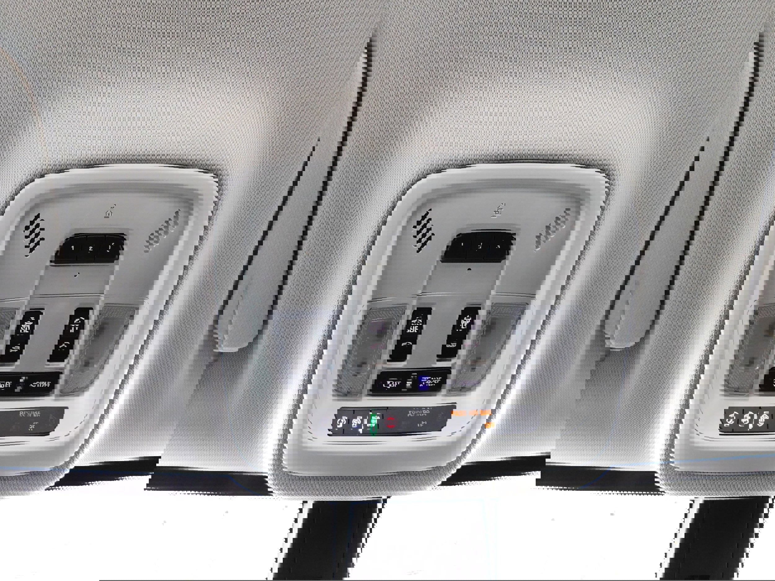 Used 2018 Chevrolet Traverse Premier w/ Driver Confidence II Package image 20