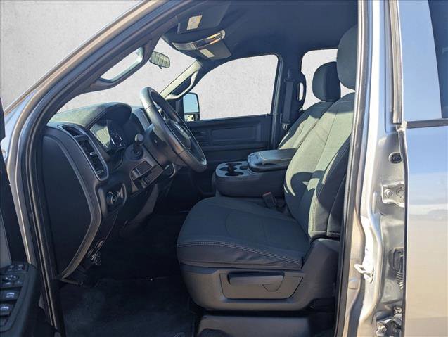 Used 2024 RAM 2500 Tradesman w/ Chrome Appearance Group AWD/4WD image 14