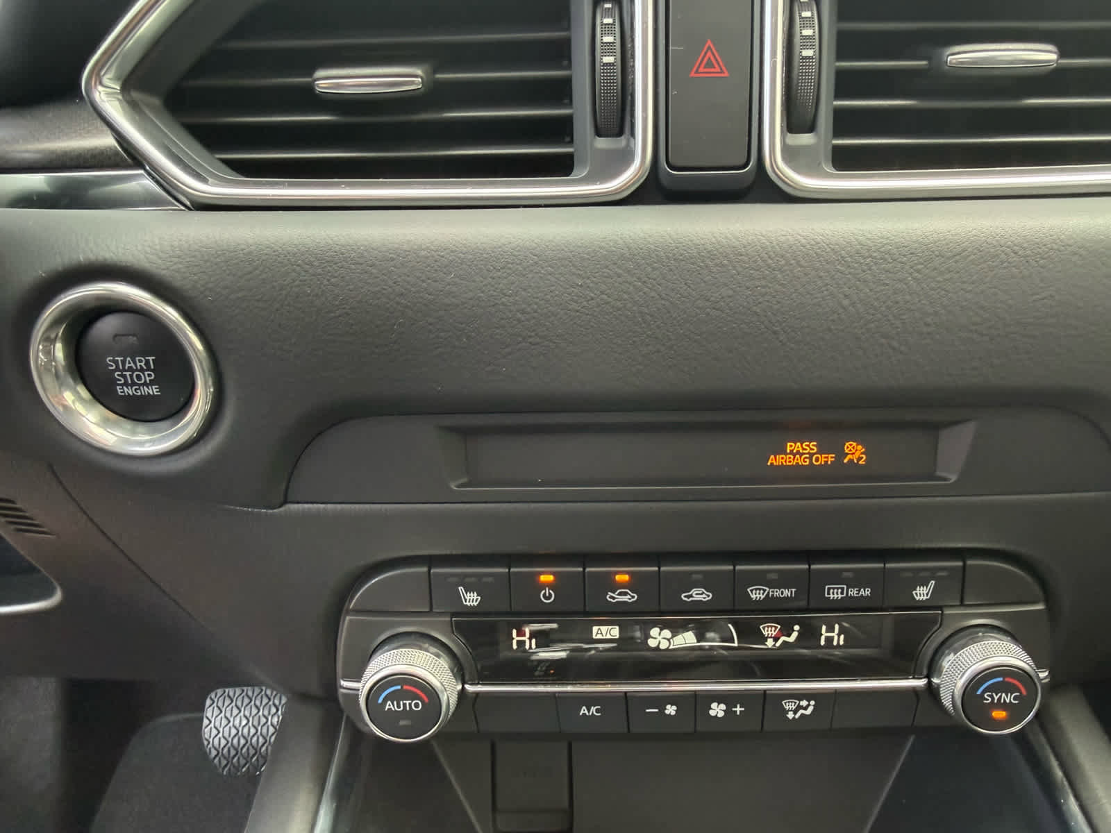 Used 2024 MAZDA CX-5 Carbon Edition image 13