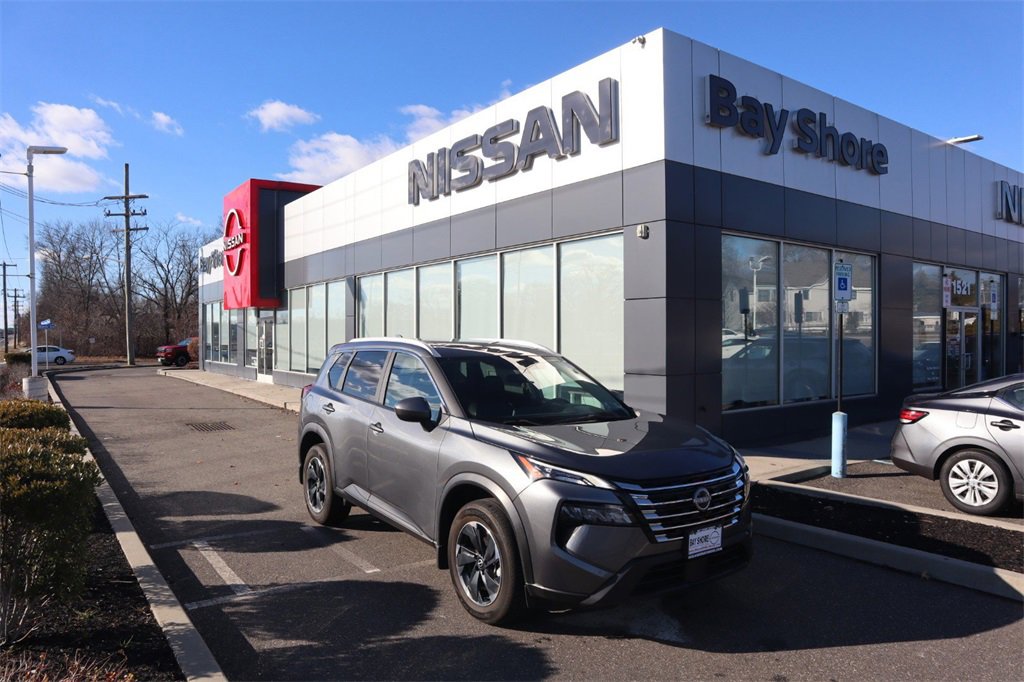 Certified 2024 Nissan Rogue SV w/ SV Premium Package image 2