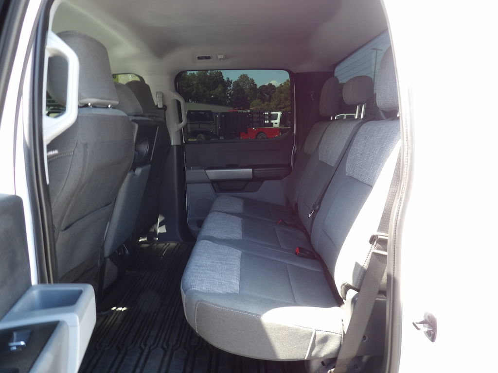 Used 2024 Ford F250 XLT w/ FX4 Off-Road Package AWD/4WD image 34