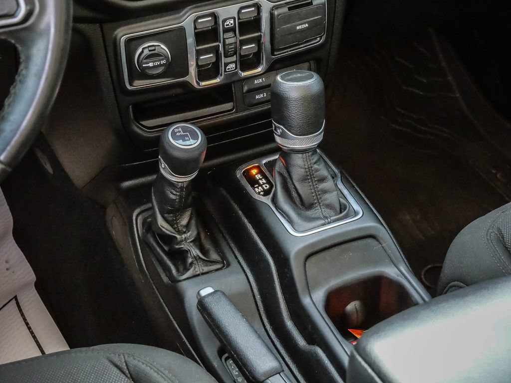 Used 2022 Jeep Gladiator Sport AWD/4WD image 29