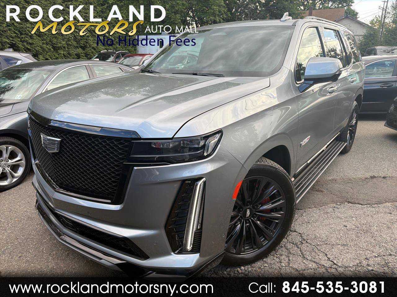 Used 2023 Cadillac Escalade V w/ LPO, ONYX Package AWD/4WD image 1