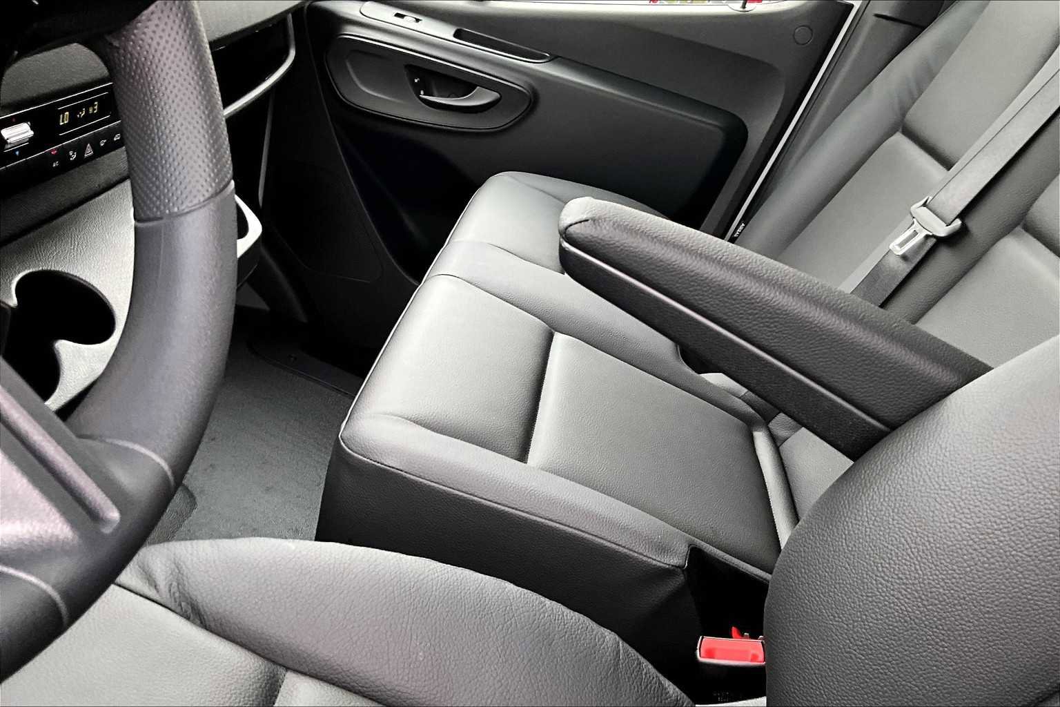 New 2025 Mercedes-Benz Sprinter 2500 image 11