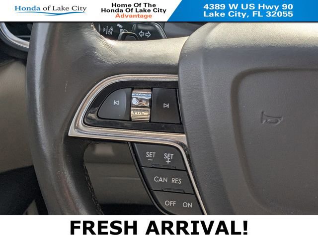 Used 2019 Lincoln Nautilus Reserve image 23