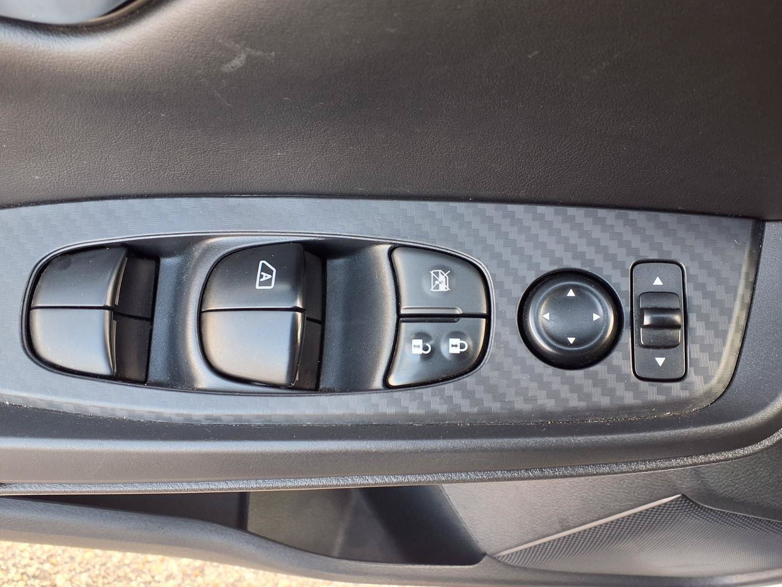 Used 2022 Nissan Sentra SV FWD image 7