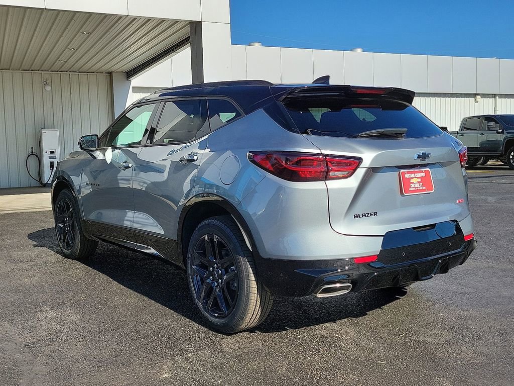 New 2026 Chevrolet Blazer RS image 3