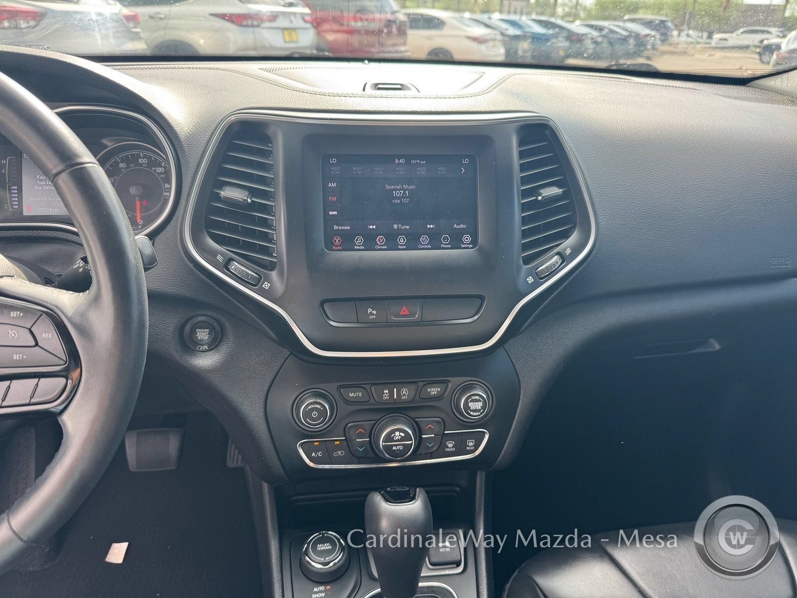 Used 2019 Jeep Cherokee Latitude Plus AWD/4WD image 22