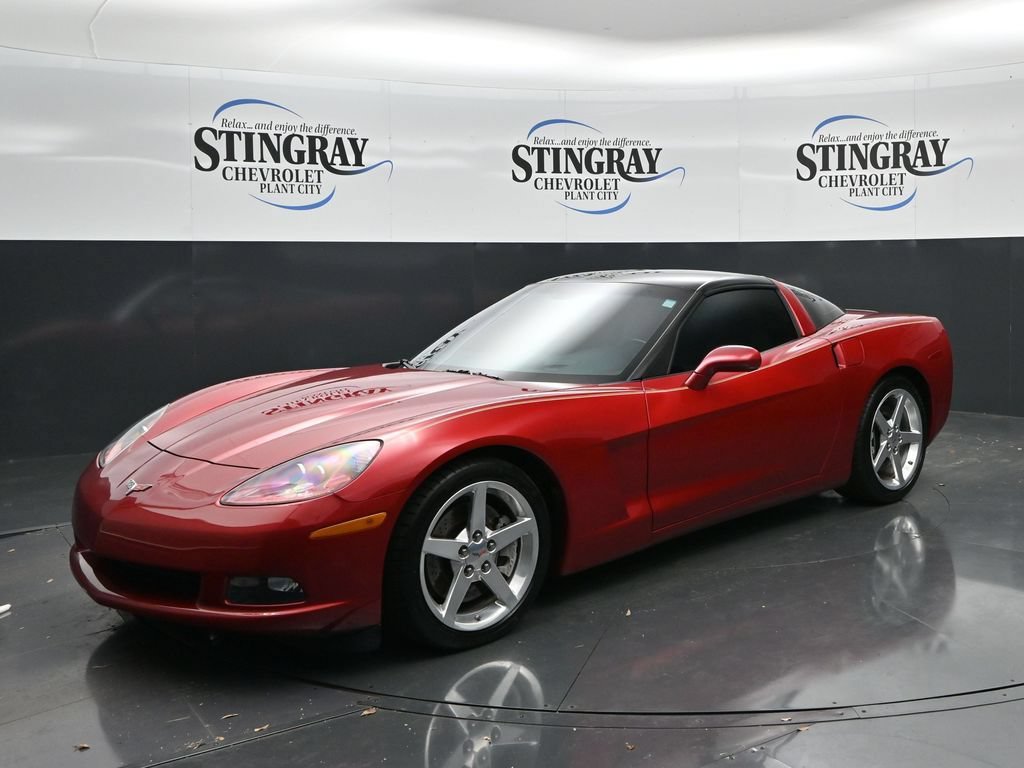 Used 2005 Chevrolet Corvette Coupe w/ Preferred Equipment Group RWD image 3